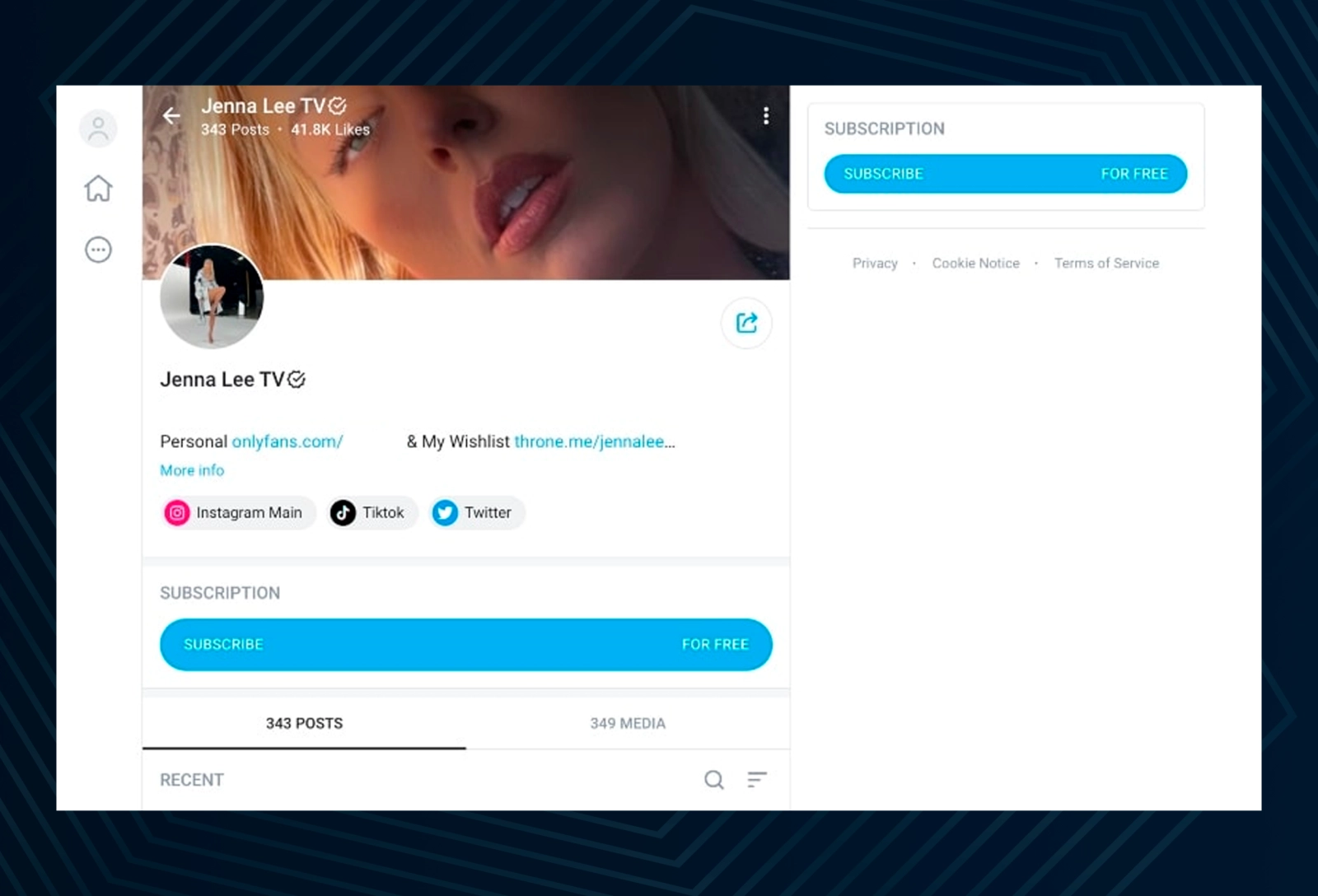 Model's page in OnlyFans with free subscription
