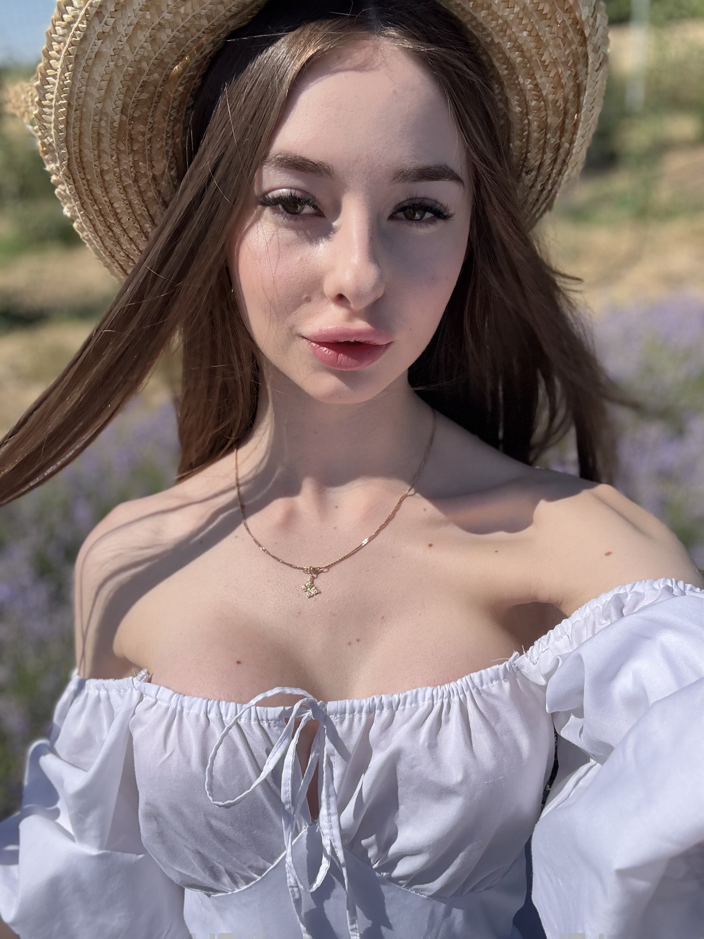 Ava 💕🧸 content 3