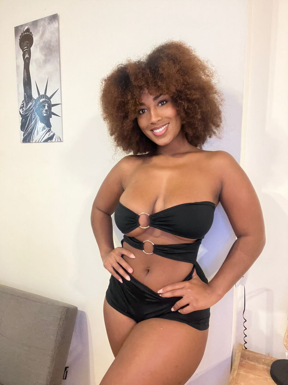 Laila La Diosa Dominicana OnlyFans photo 5
