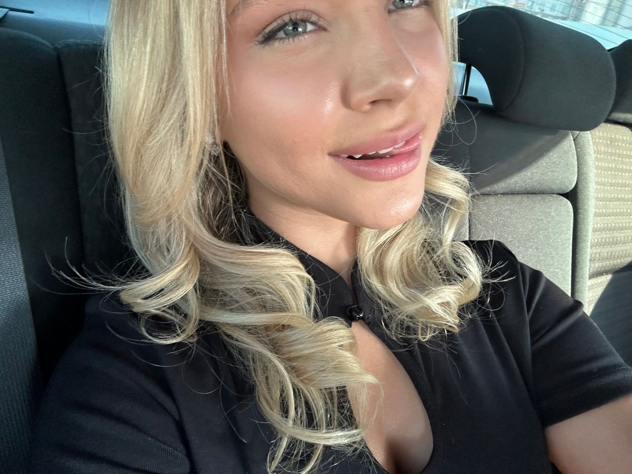 Amelia — sample content 6