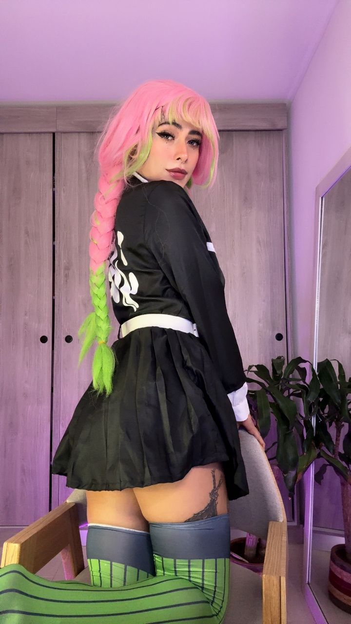 Eli 🖤 preview